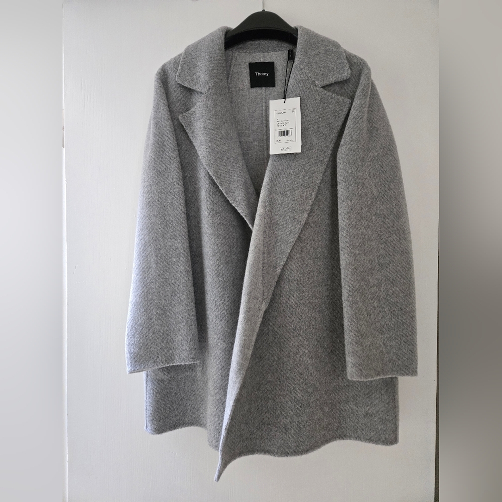 NWT Theoy Chevron Wool Coat